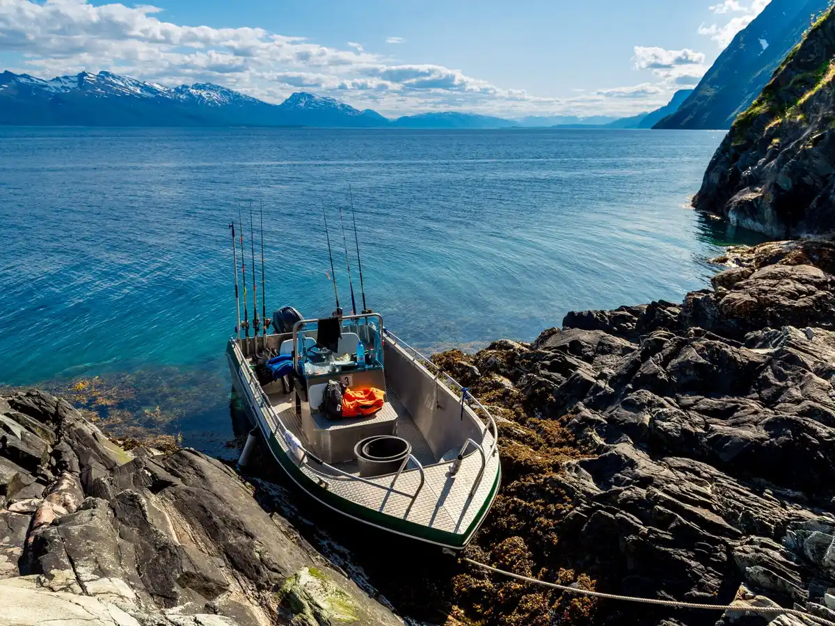Fischkutter in norwegischen Fjorden